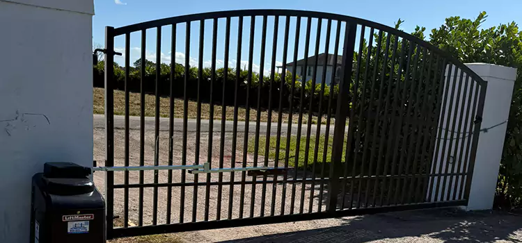 Driveway Fence Repair Plainfield
